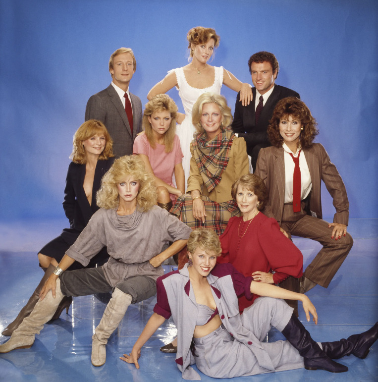 Knots cast
